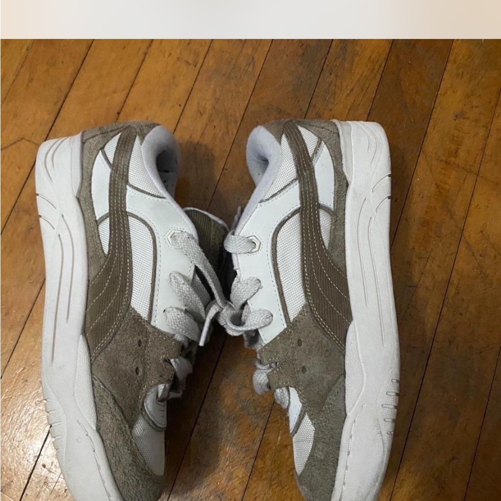 Puma White and Gray Sneakers with Chunky Sole